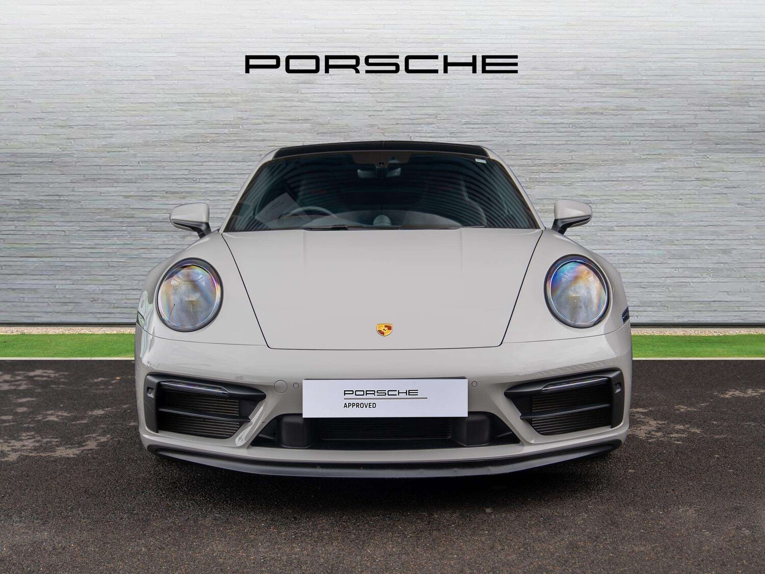 Used Porsche 911 2023 for sale - 76170122: Photo 6