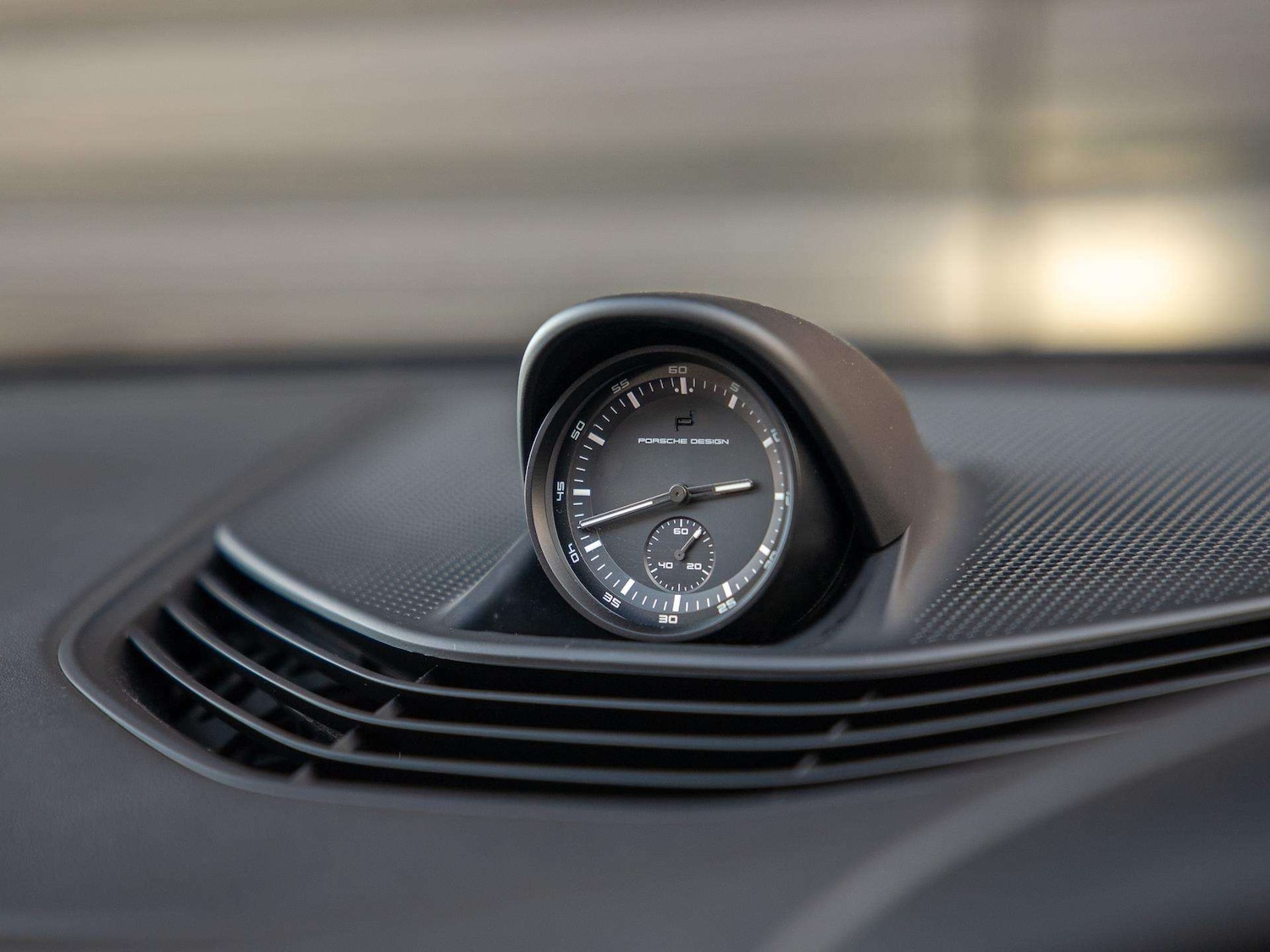 Used Porsche Taycan 2024 for sale - 77044205: Photo 33