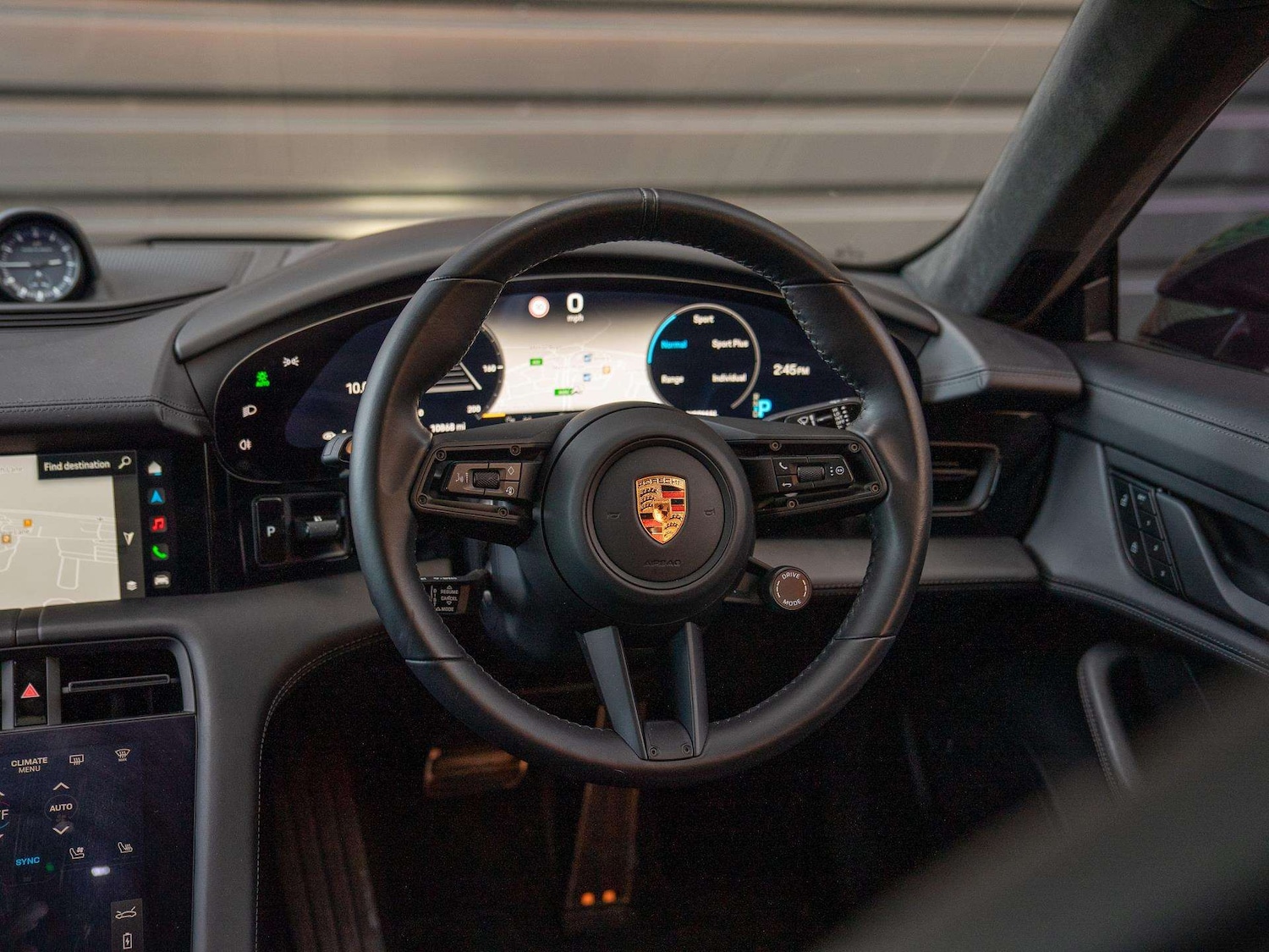 Used Porsche Taycan 2024 for sale - 77044205: Photo 8