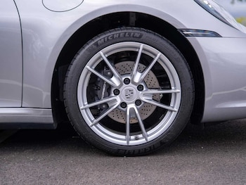 Used Porsche 911 2024 for sale - 75249123: Photo