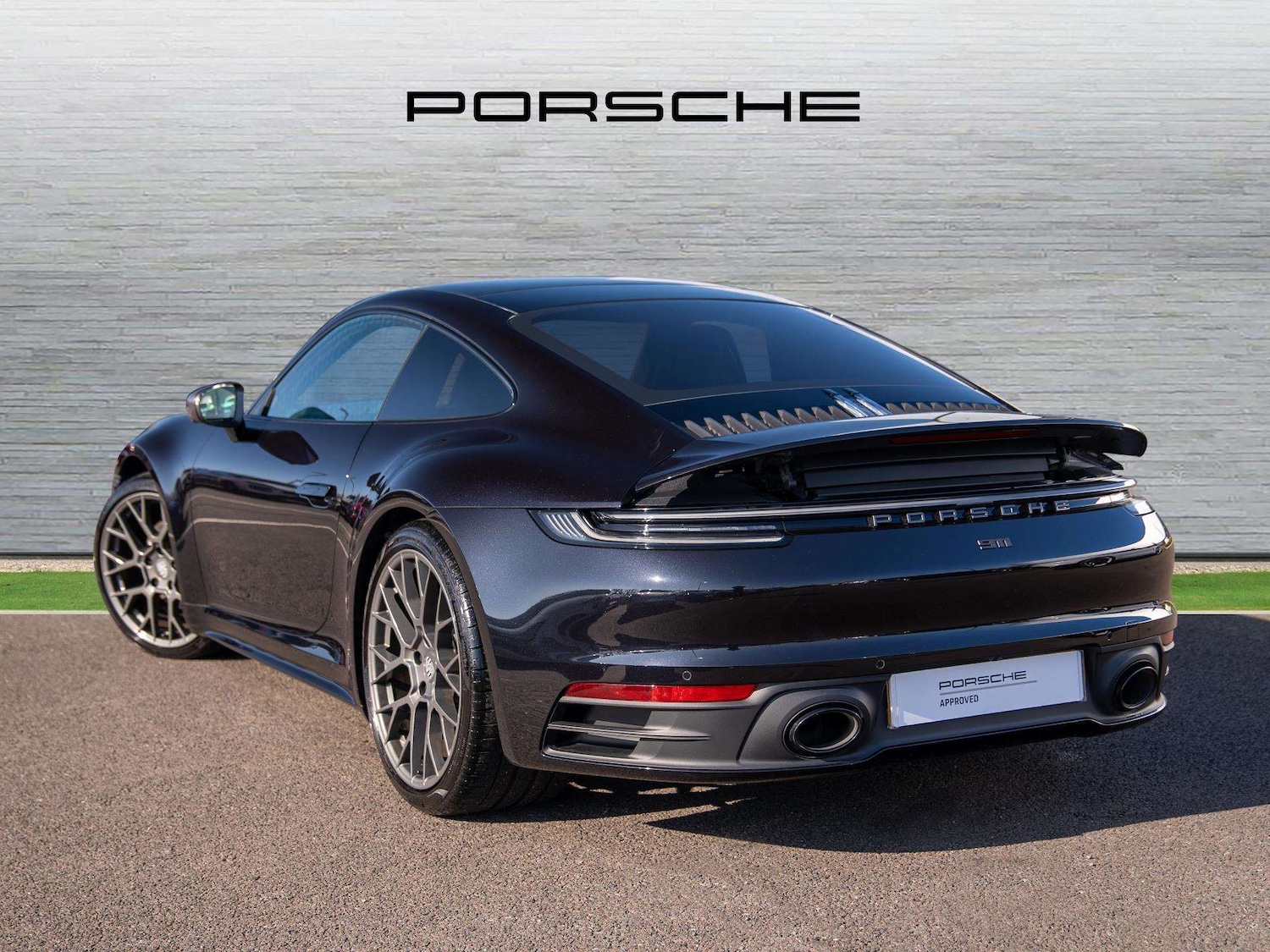 Used Porsche 911 2024 for sale - 78077038: Photo 2