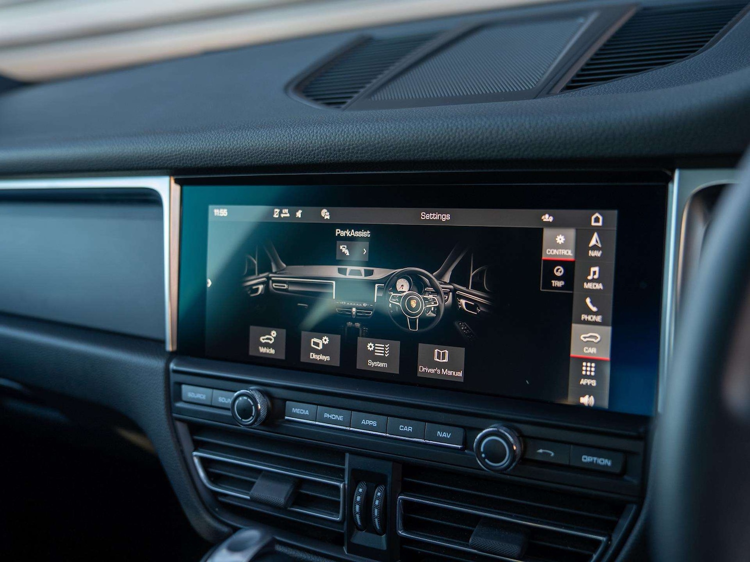 Used Porsche Macan 2021 for sale - 77282003: Photo 14