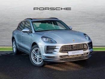 Used Porsche Macan 2021 for sale - 77282003: Photo
