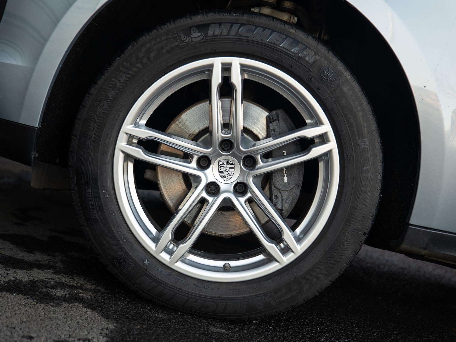 Used Porsche Macan 2021 for sale - 77282003: Photo 3