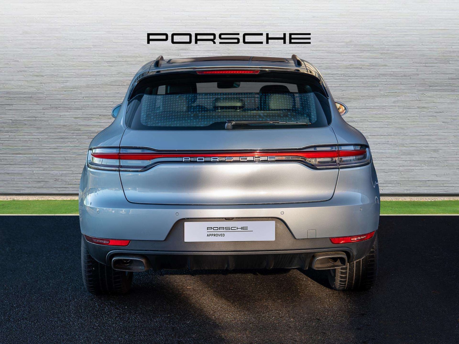 Used Porsche Macan 2021 for sale - 77282003: Photo 6