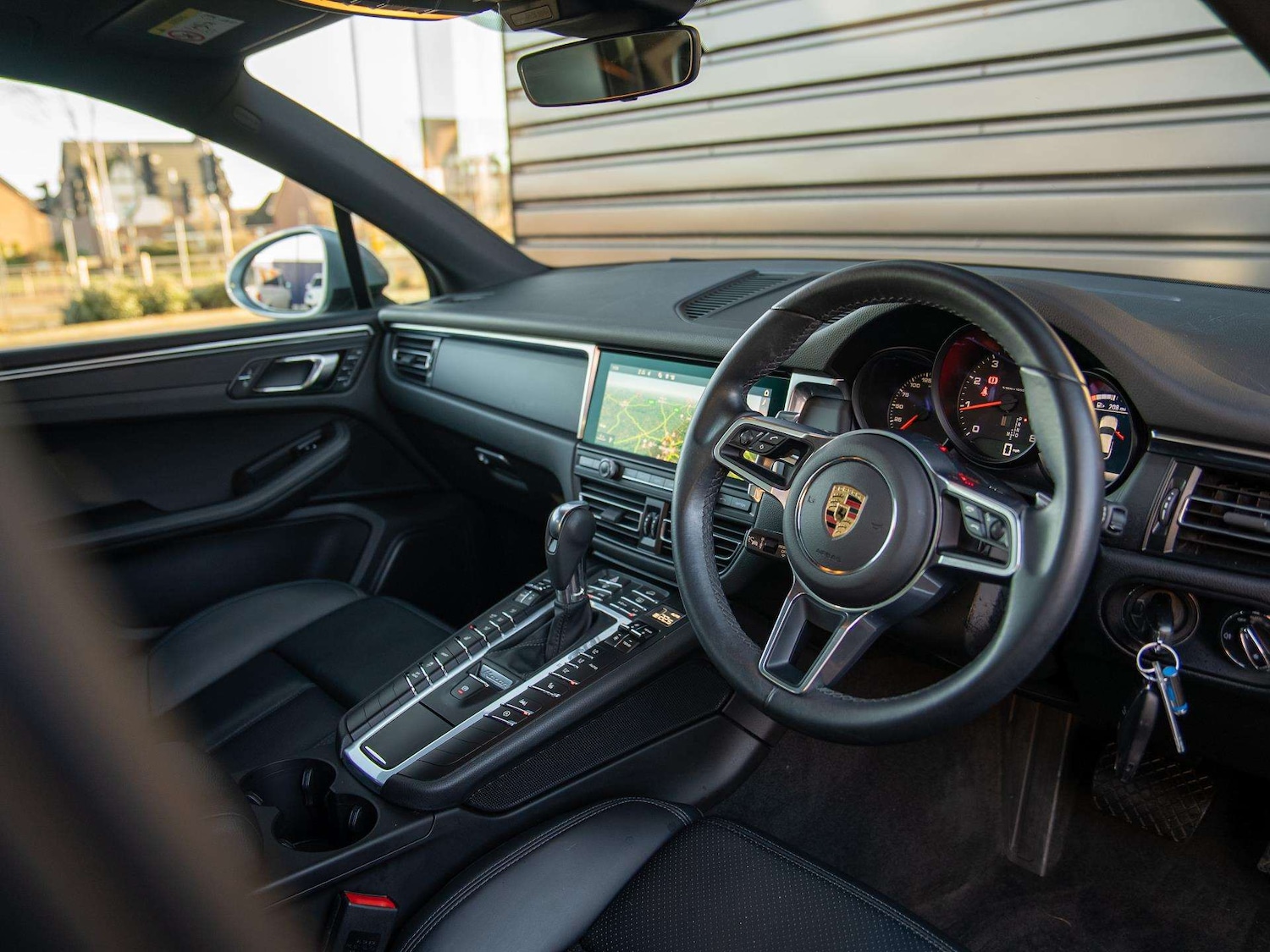 Used Porsche Macan 2021 for sale - 77282003: Photo 8