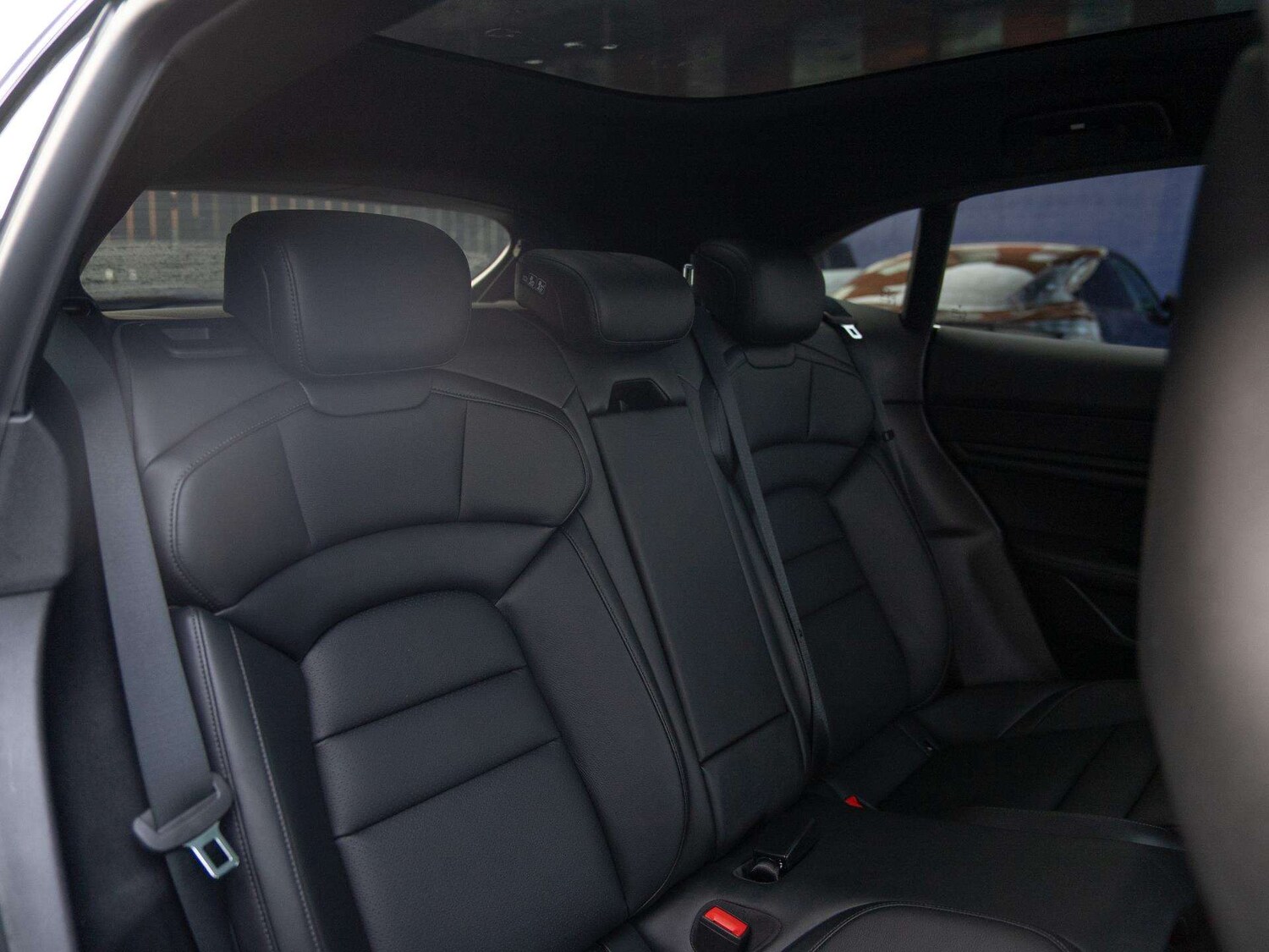 Used Porsche Taycan 2021 for sale - 77282024: Photo 10