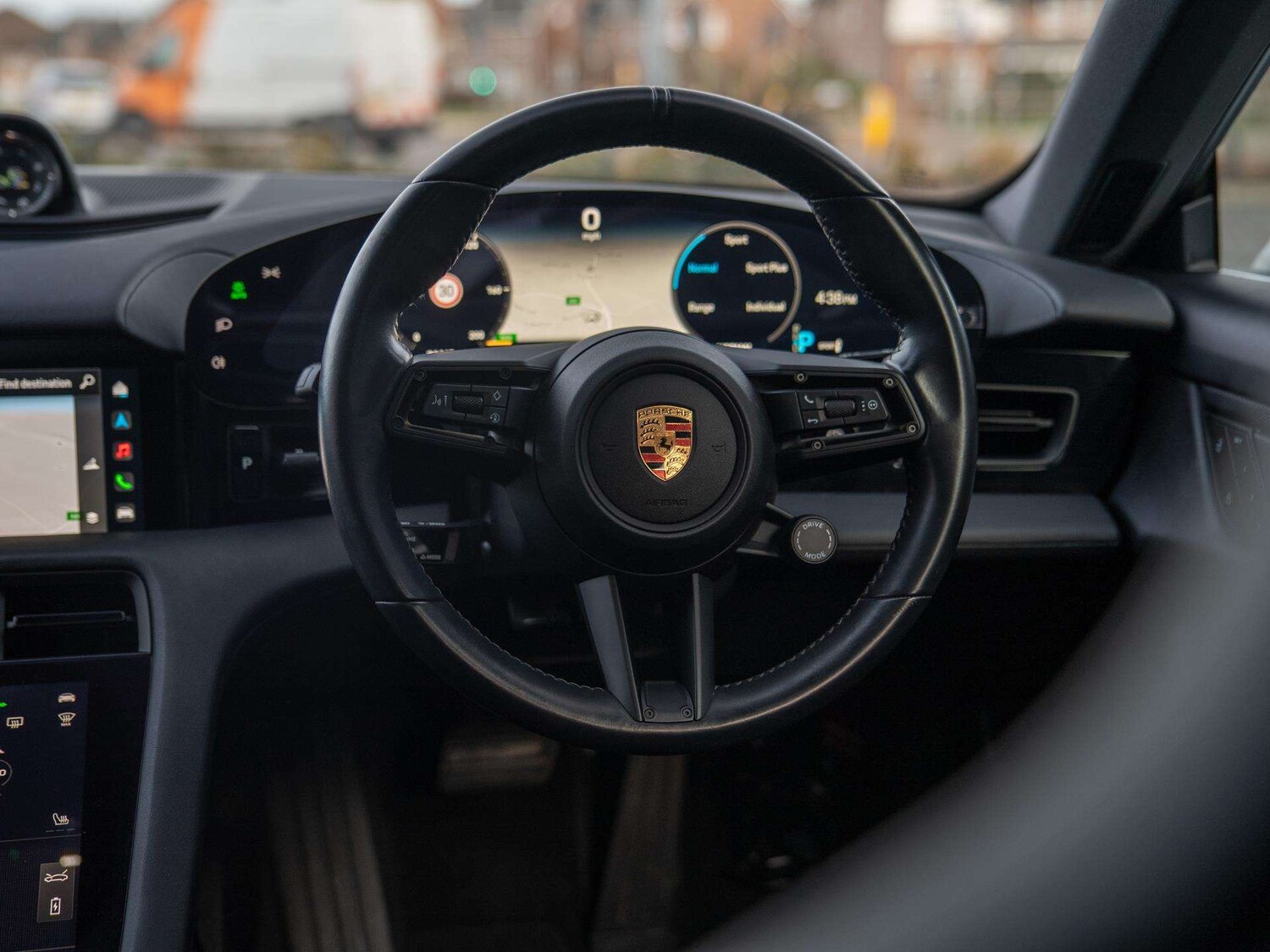 Used Porsche Taycan 2021 for sale - 77282024: Photo 8