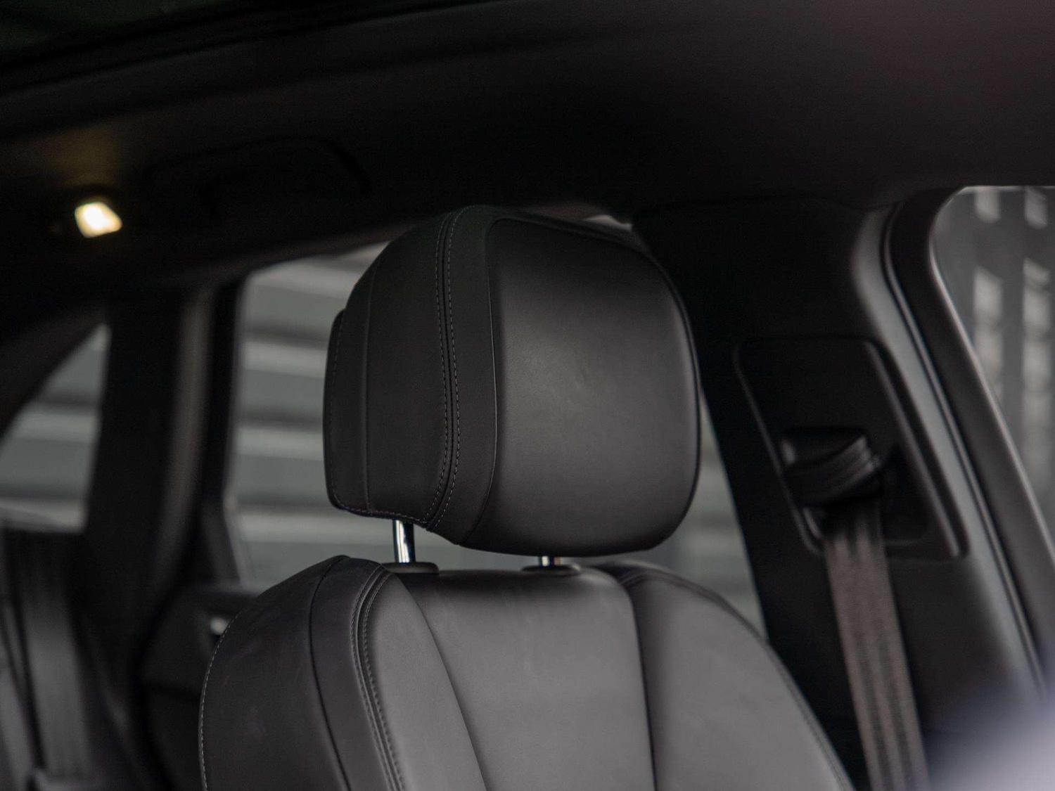 Used Porsche Macan 2022 for sale - 76475879: Photo 12