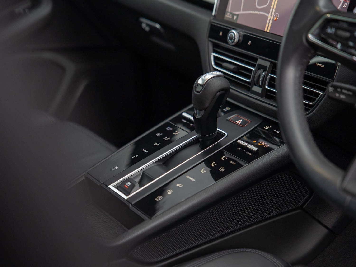 Used Porsche Macan 2022 for sale - 76475879: Photo 22