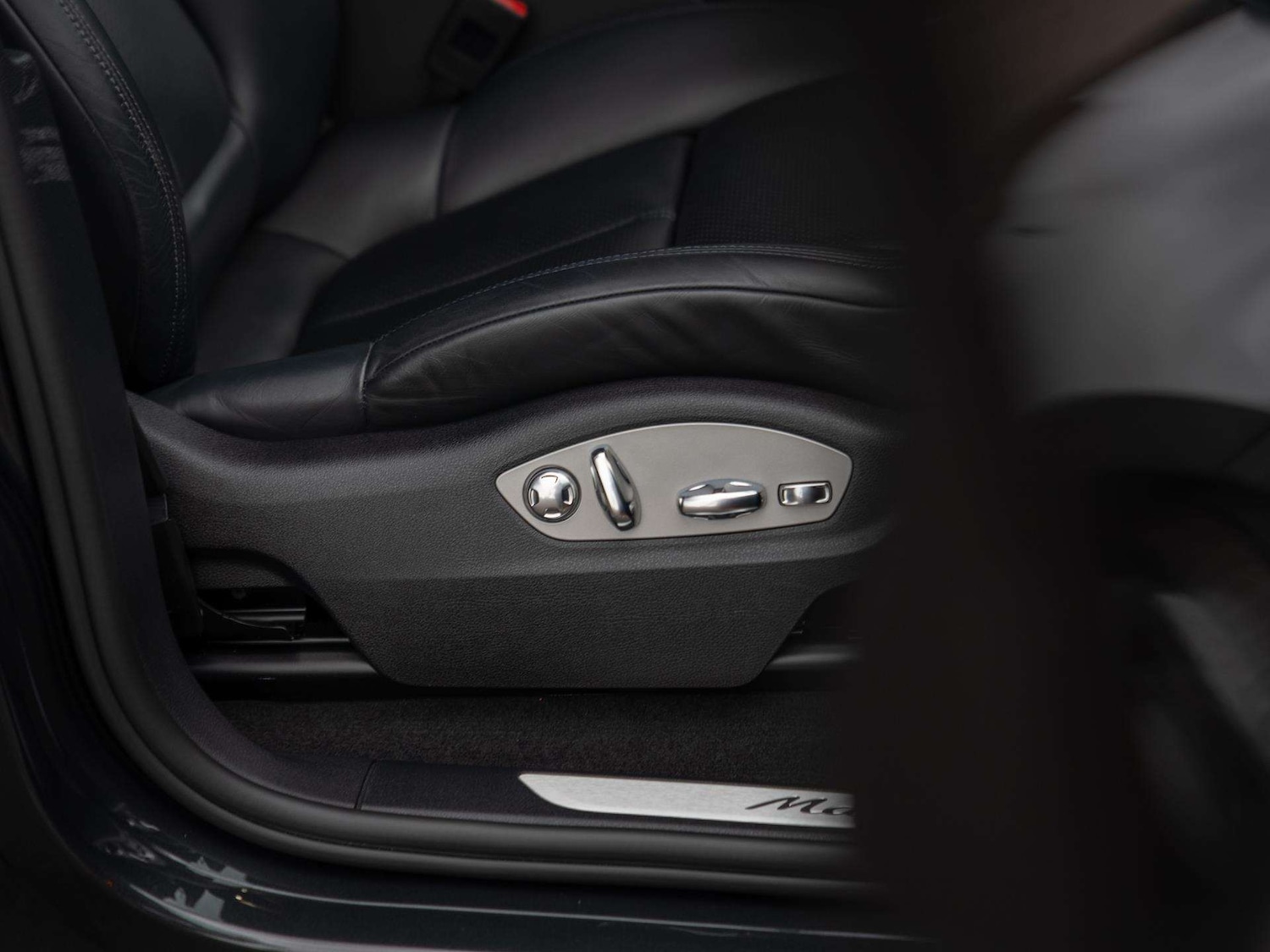 Used Porsche Macan 2022 for sale - 76475879: Photo 26