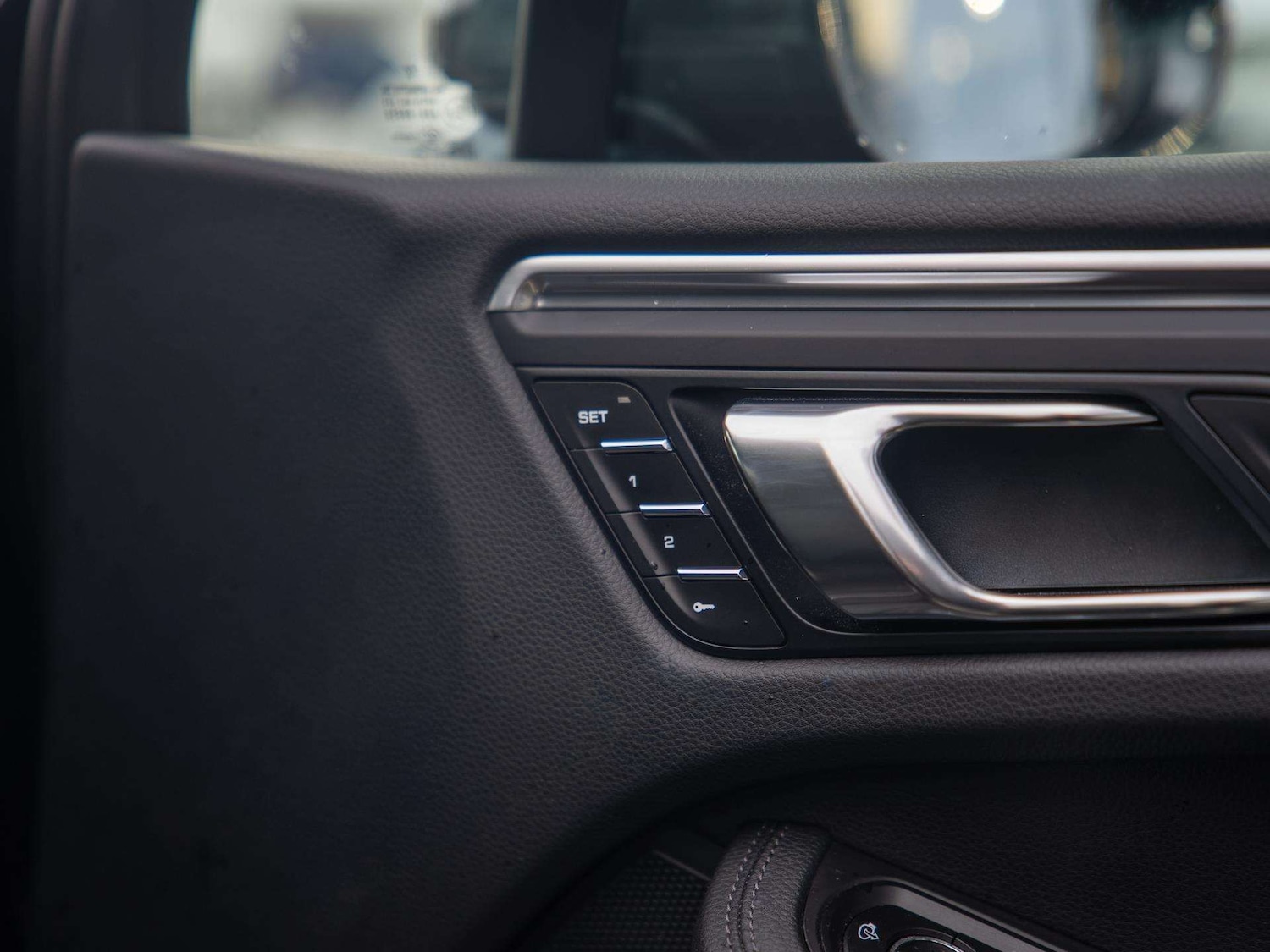 Used Porsche Macan 2024 for sale - 76978854: Photo 26