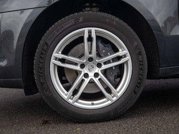 Used Porsche Macan 2024 for sale - 76978854: Photo