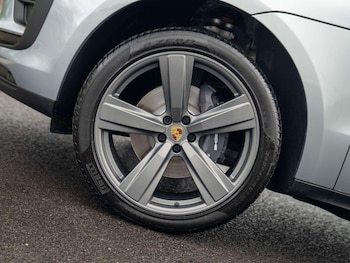 Used Porsche Macan 2026 for sale - 78800161: Photo
