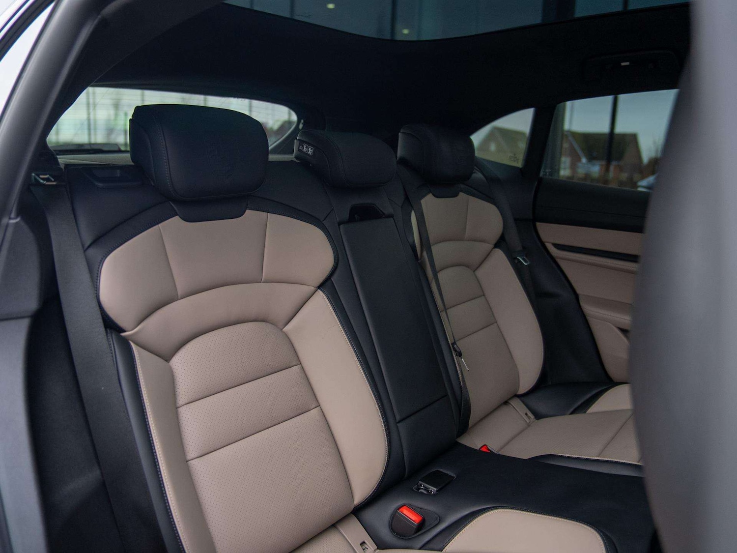 Used Porsche Taycan for sale - 76978888: Photo 10