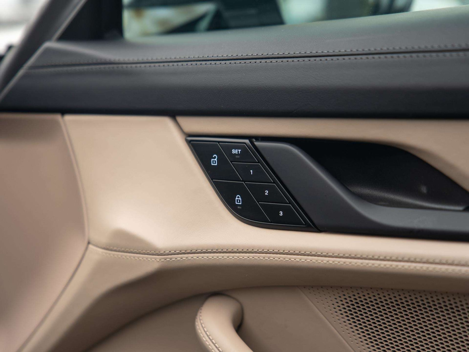 Used Porsche Taycan for sale - 76978888: Photo 34