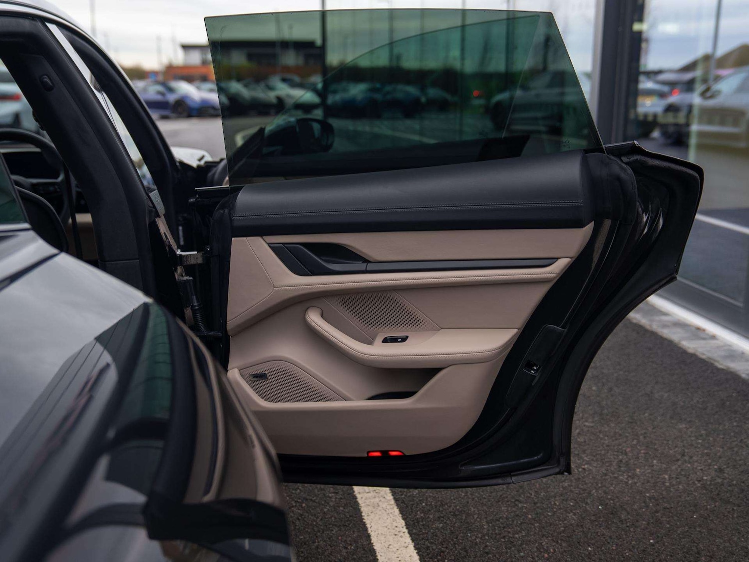 Used Porsche Taycan for sale - 76978888: Photo 35