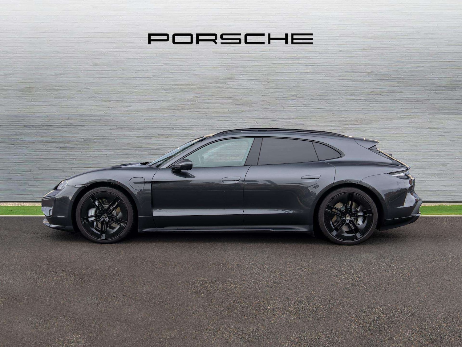 Used Porsche Taycan for sale - 76978888: Photo 5