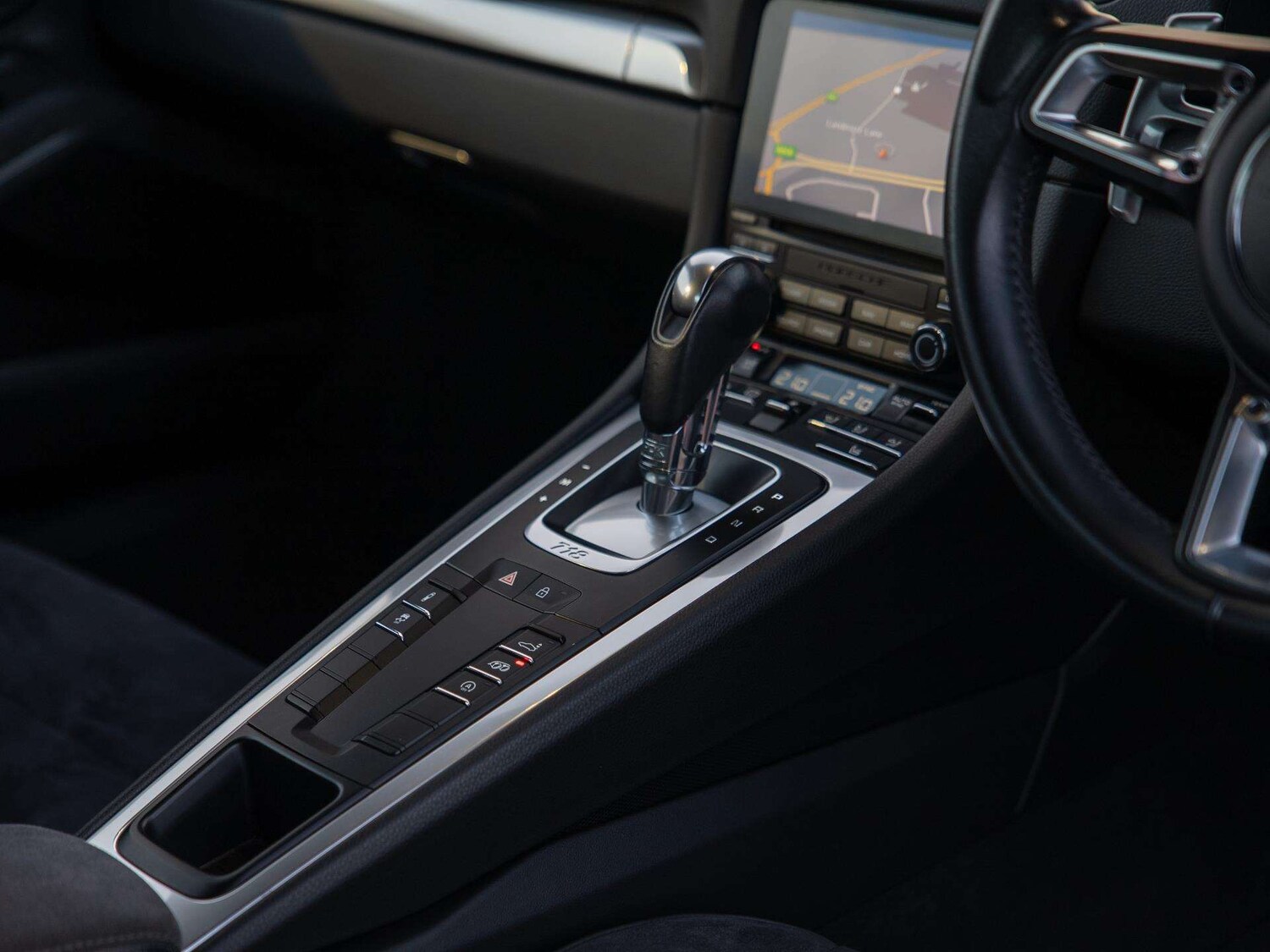 Used Porsche Cayman 2019 for sale - 77810979: Photo 30