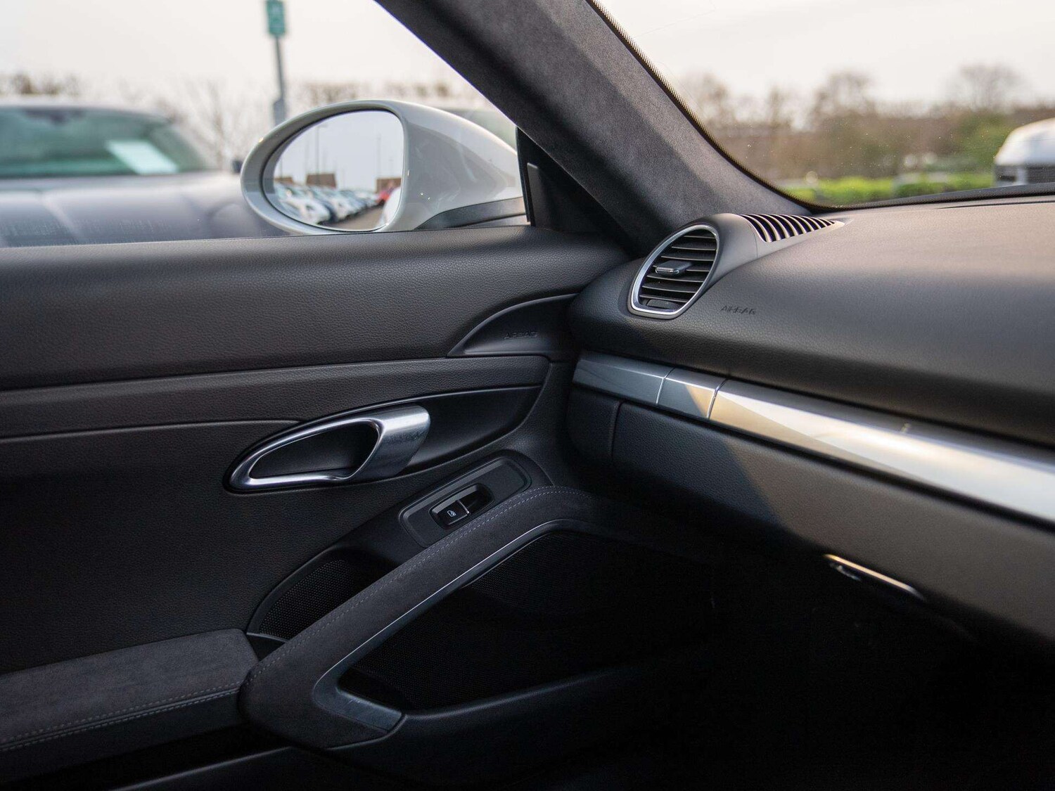 Used Porsche Cayman 2019 for sale - 77810979: Photo 34