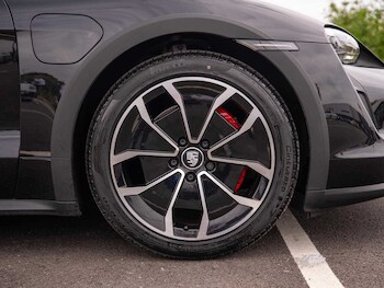 Used Porsche Taycan 2023 for sale - 75818225: Photo