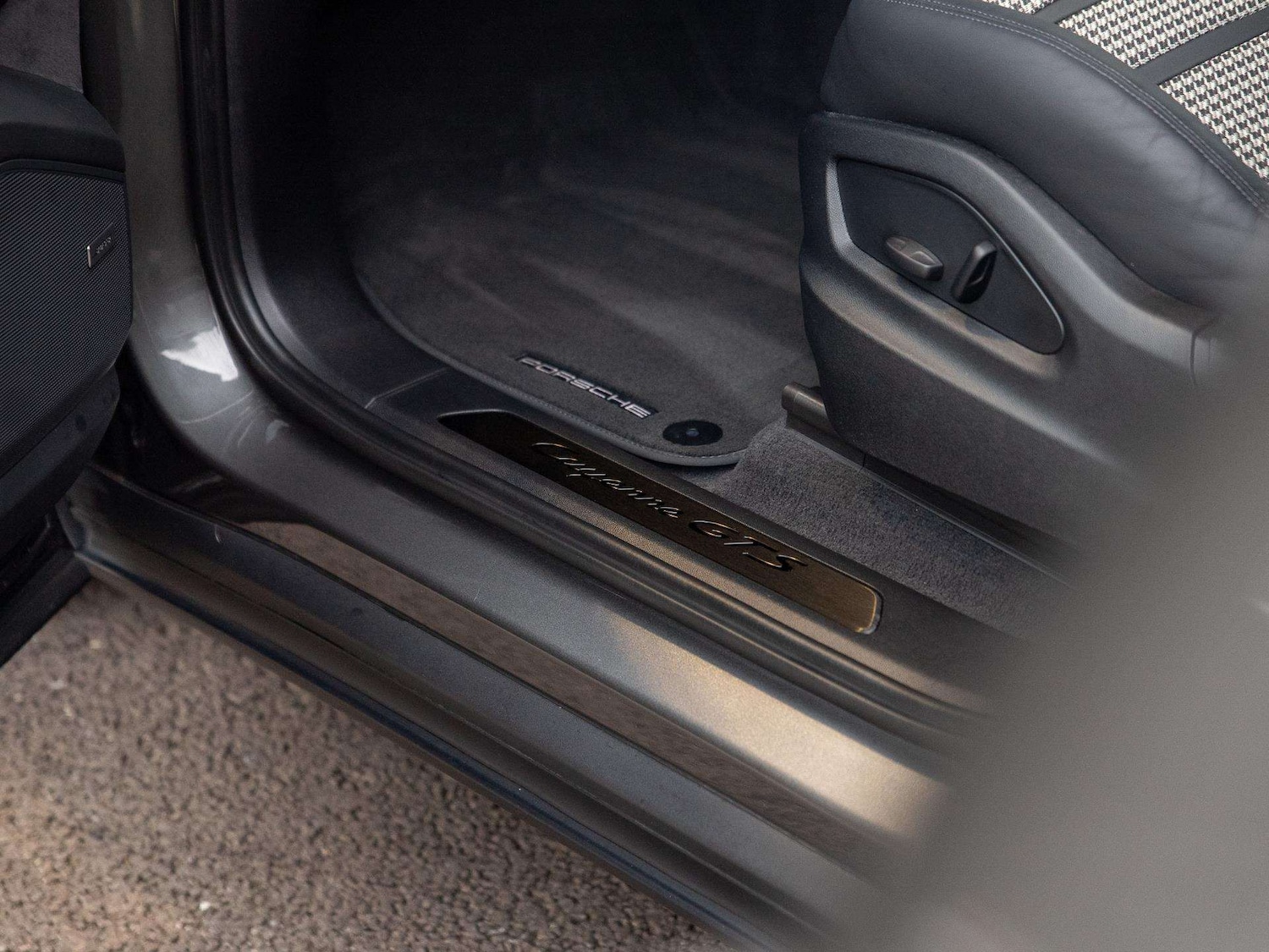 Used Porsche Cayenne 2023 for sale - 76540887: Photo 34