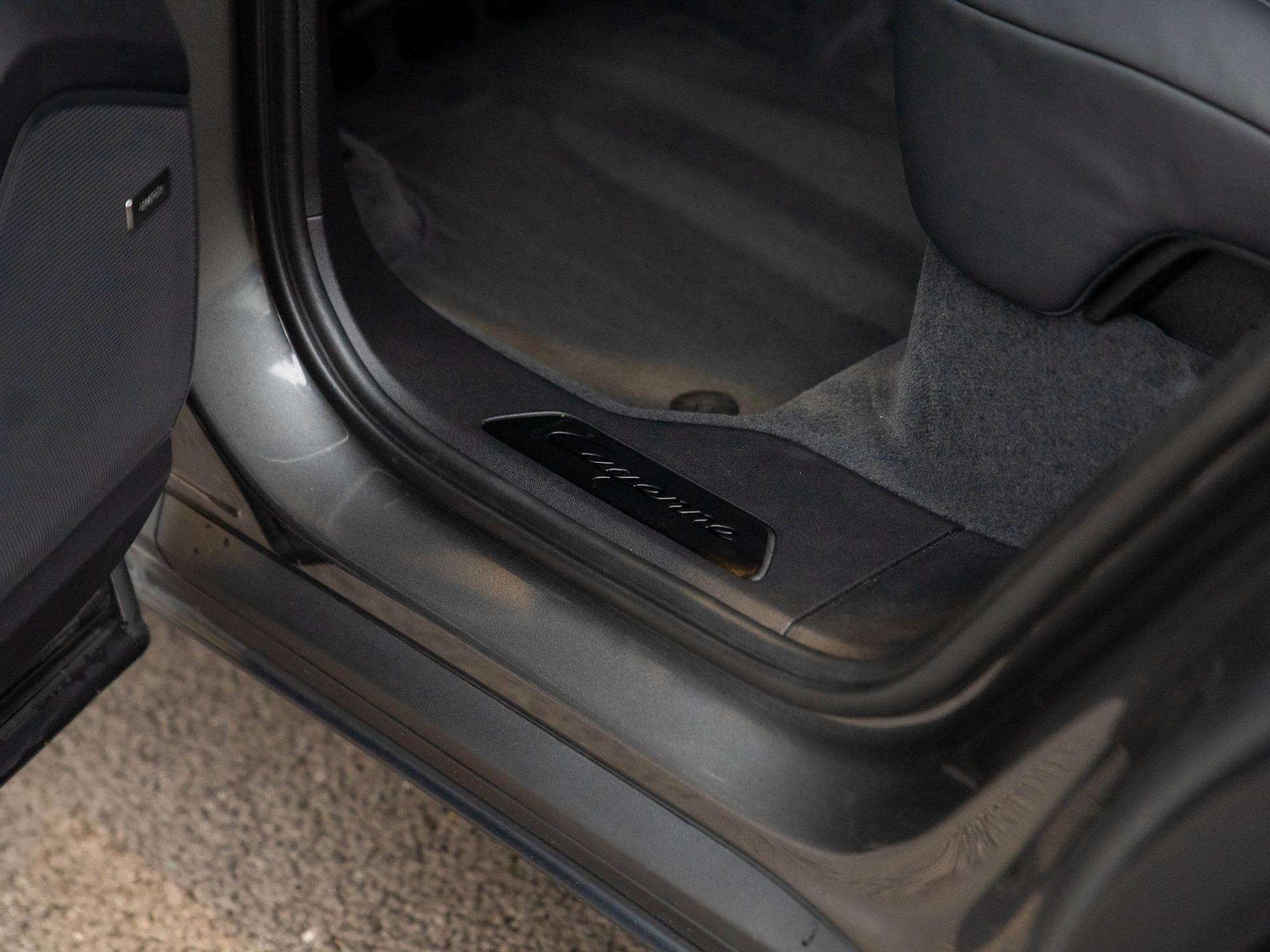 Used Porsche Cayenne 2023 for sale - 76540887: Photo 35