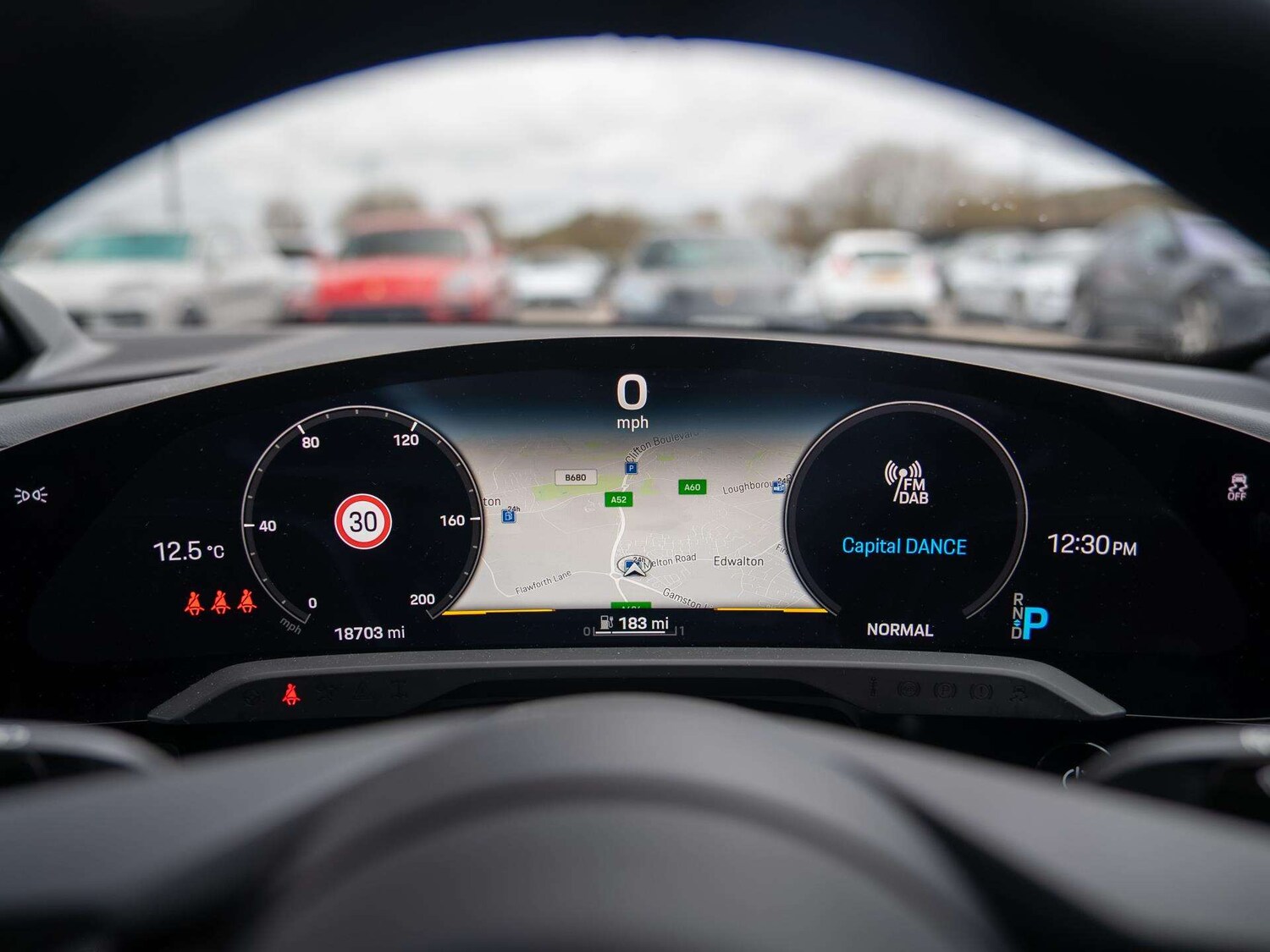 Used Porsche Taycan 2023 for sale - 77414544: Photo 18