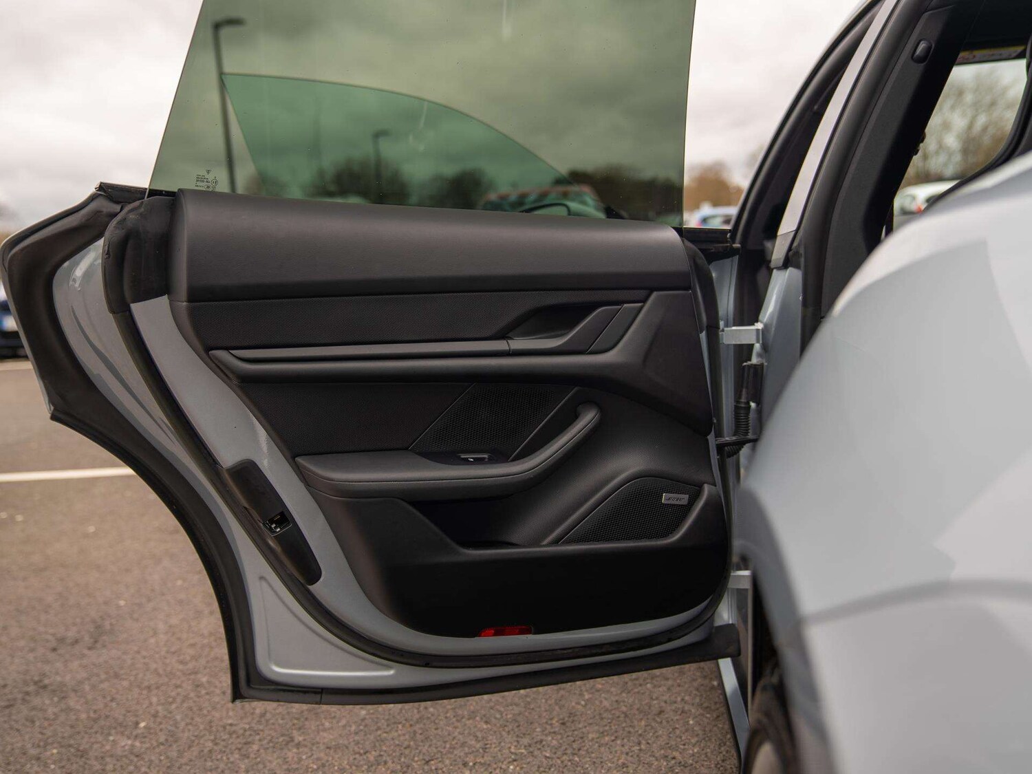 Used Porsche Taycan 2023 for sale - 77414544: Photo 34