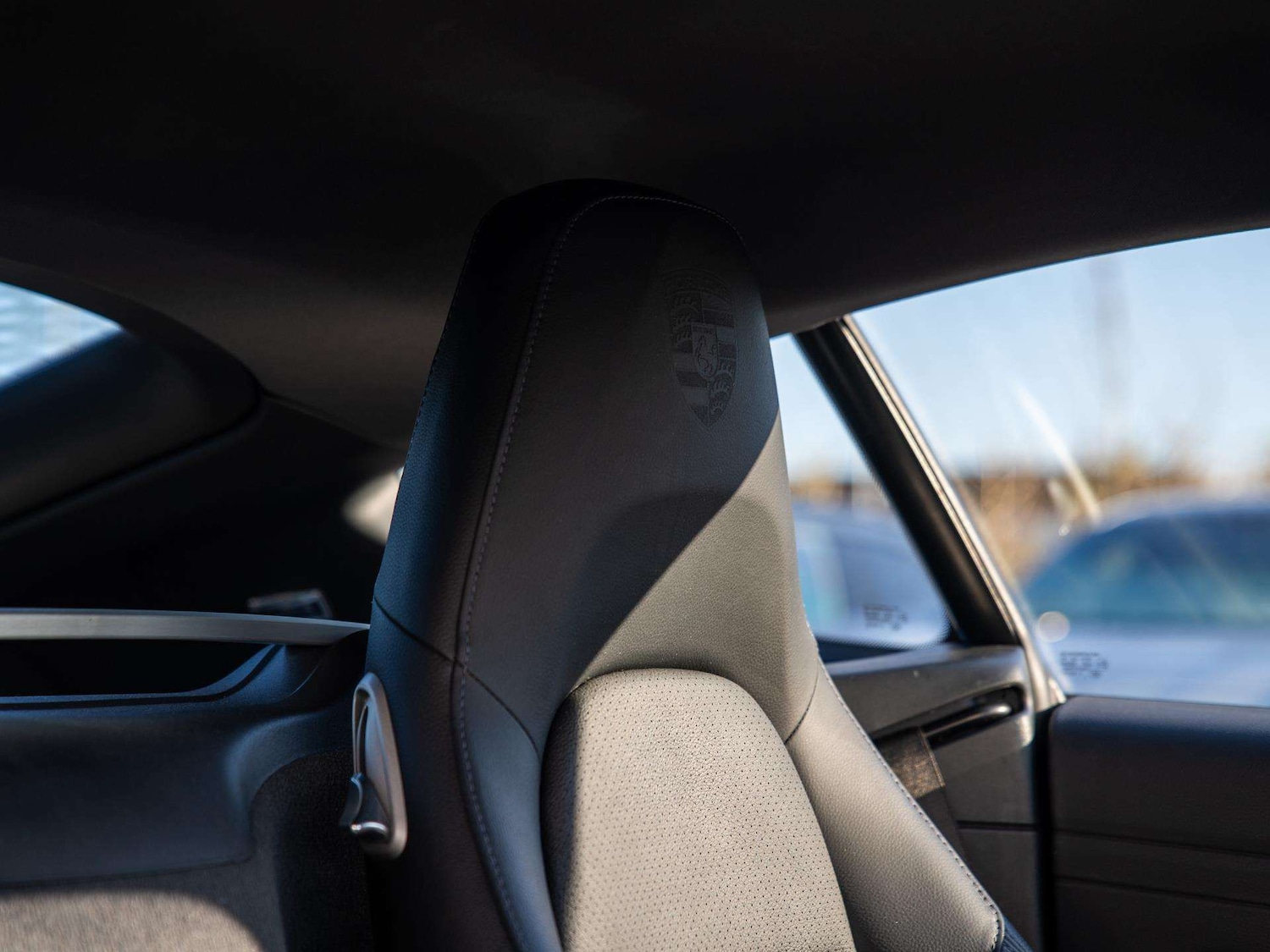 Used Porsche Cayman 2018 for sale - 77996122: Photo 12