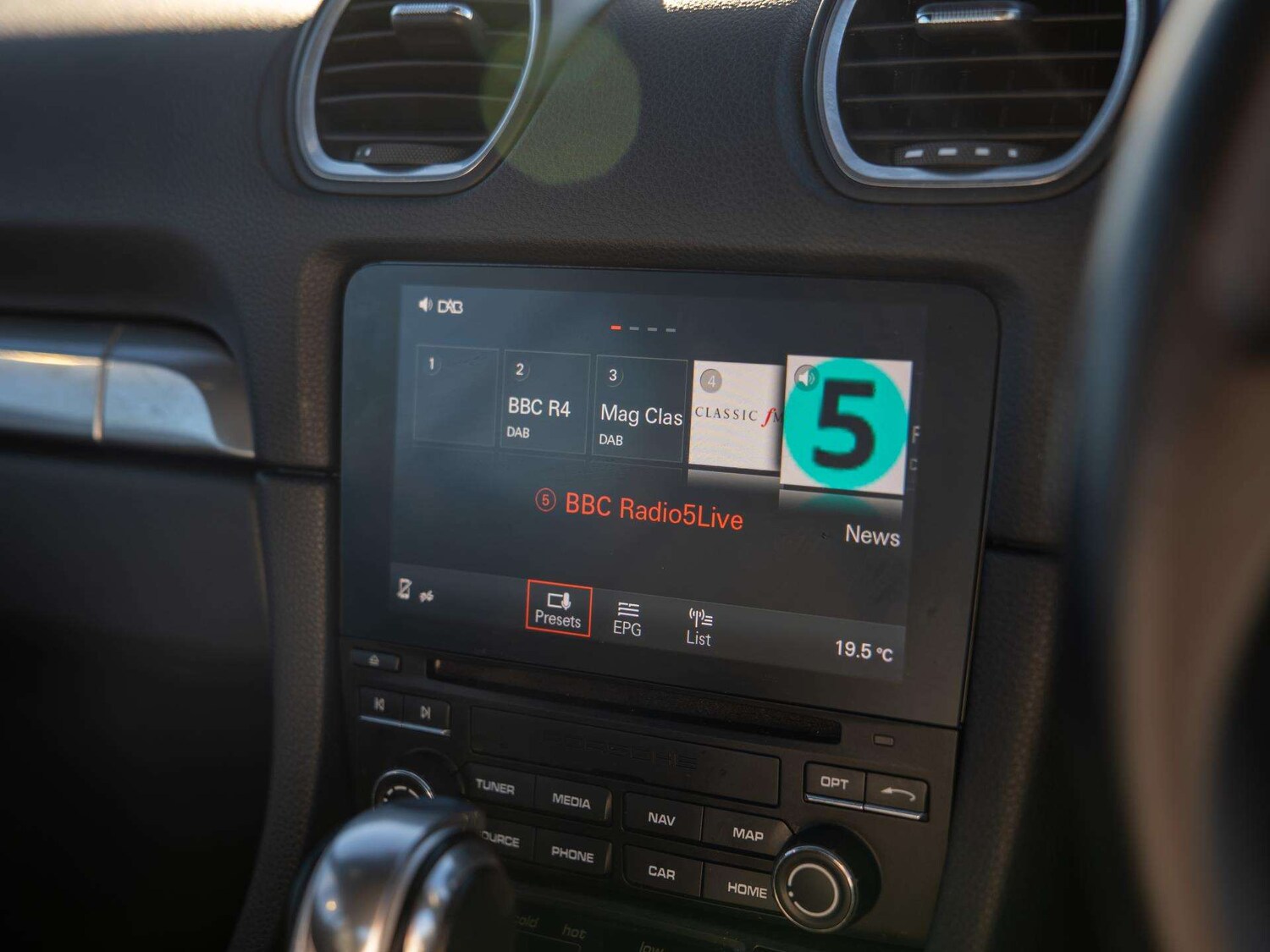 Used Porsche Cayman 2018 for sale - 77996122: Photo 17