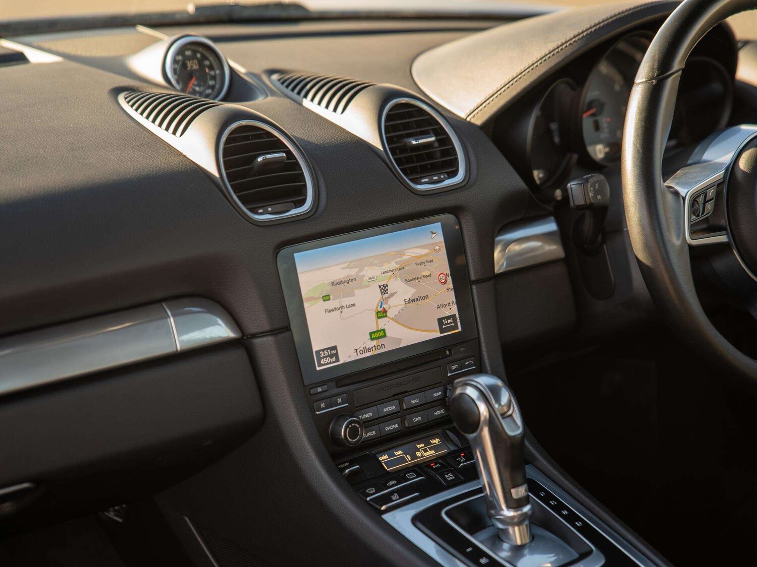 Used Porsche Cayman 2018 for sale - 77996122: Photo 31