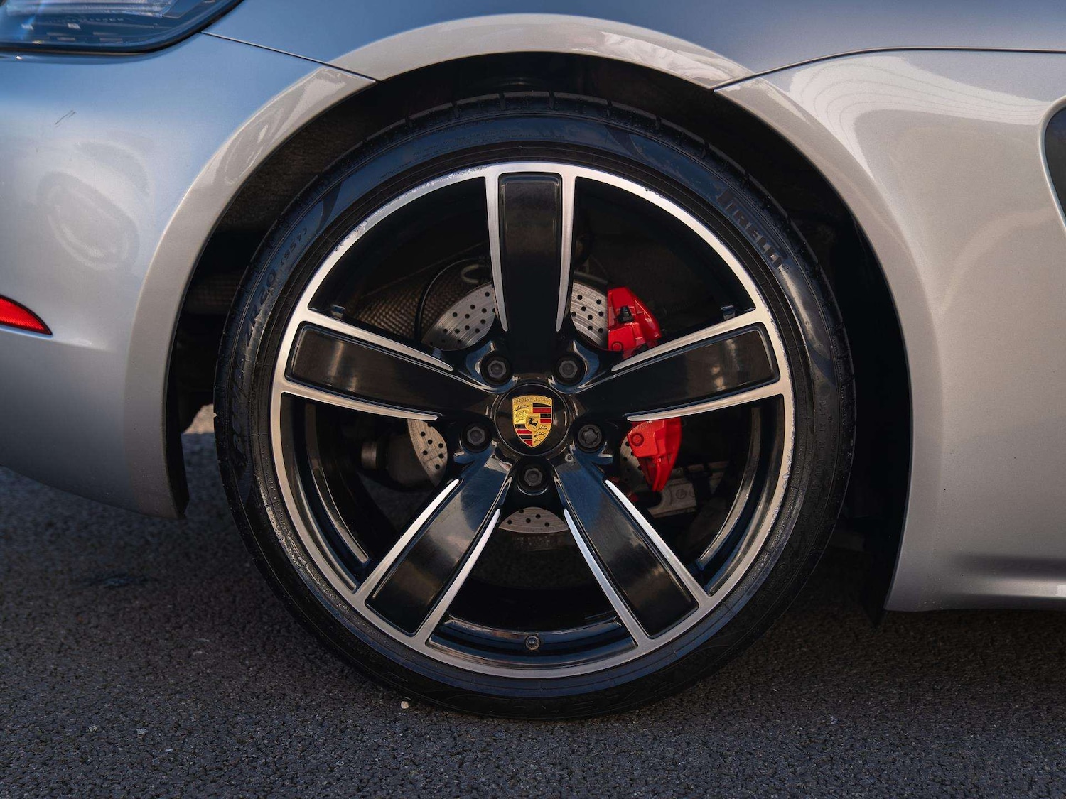 Used Porsche Cayman 2018 for sale - 77996122: Photo 4