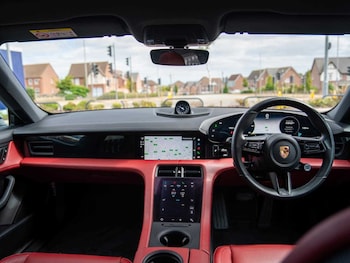 Used Porsche Taycan 2022 for sale - 75742195: Photo