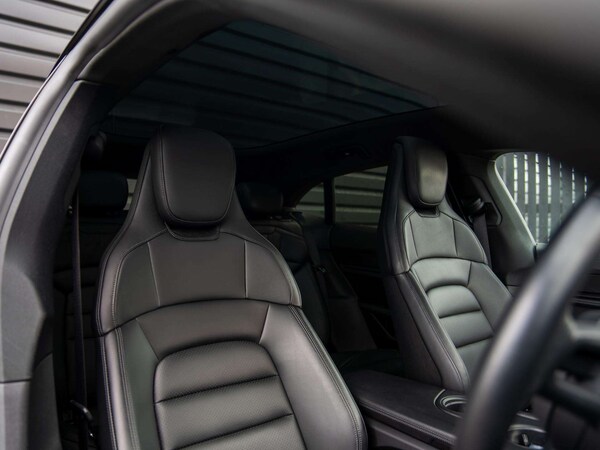 Used Porsche Taycan 2022 for sale - 76230327: Photo 10