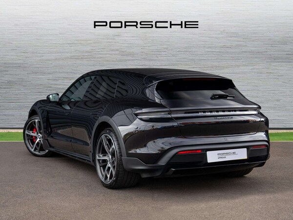 Used Porsche Taycan 2022 for sale - 76230327: Photo 2