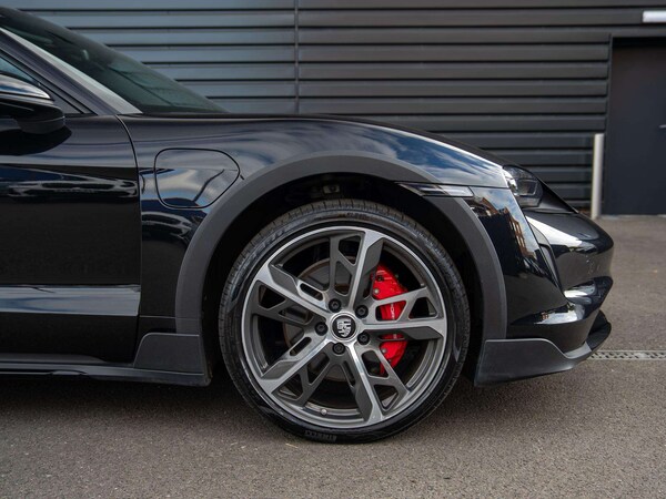 Used Porsche Taycan 2022 for sale - 76230327: Photo 35