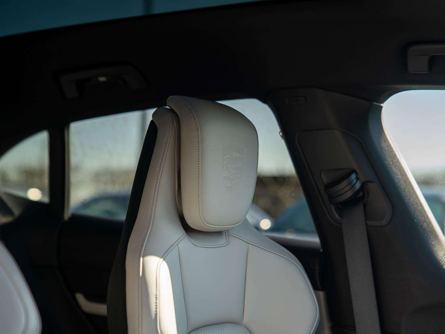 Used Porsche Taycan 2022 for sale - 77811088: Photo 12