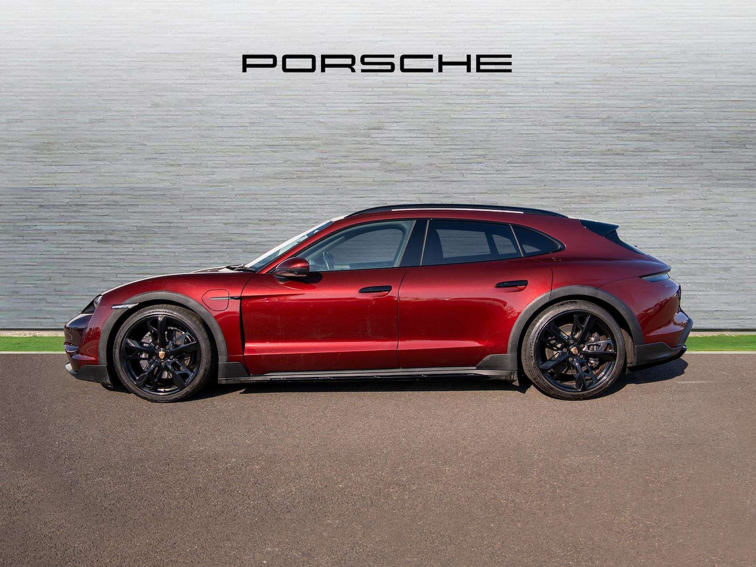 Used Porsche Taycan 2022 for sale - 77811088: Photo 5