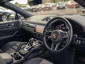 Used Porsche Cayenne 2022 for sale - 79556228: Photo