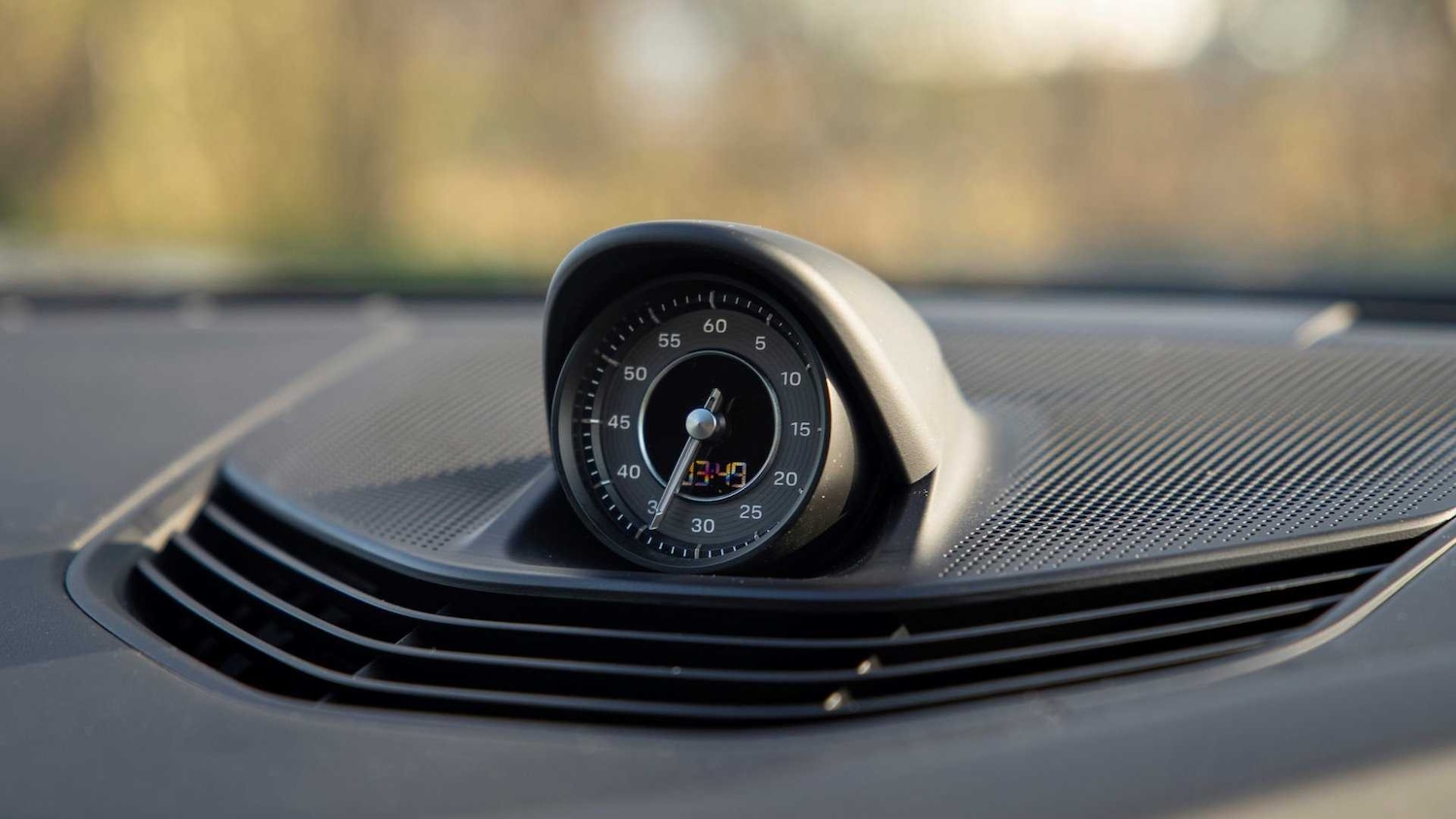 Used Porsche Taycan 2022 for sale - 76411304: Photo 24