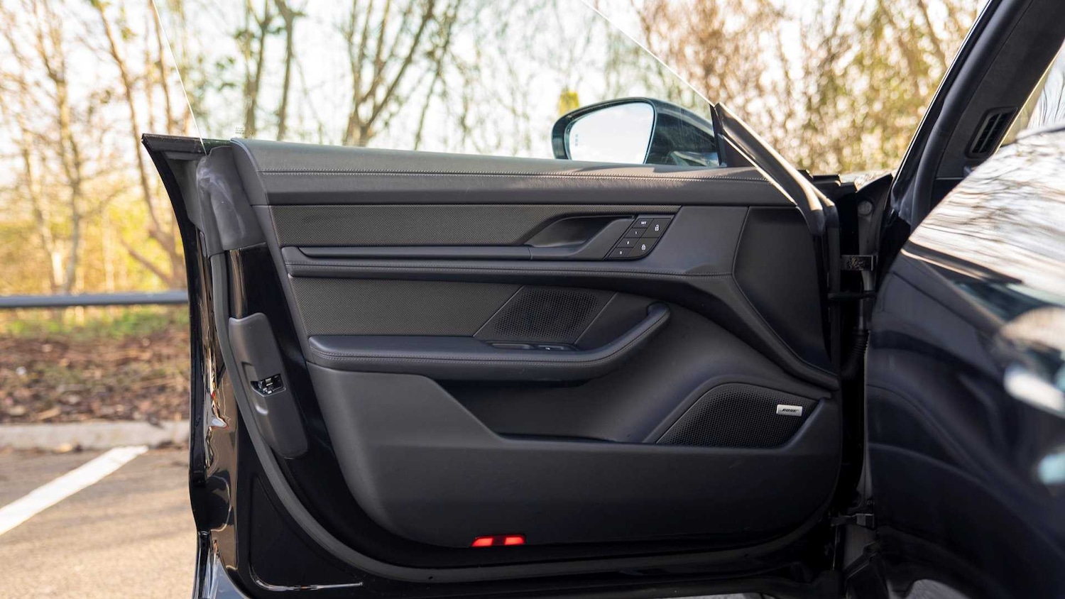 Used Porsche Taycan 2022 for sale - 76411304: Photo 29