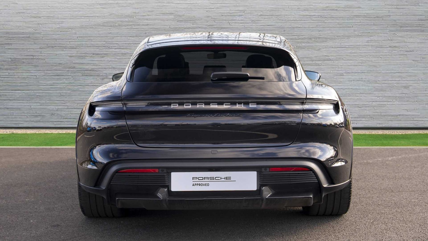 Used Porsche Taycan 2022 for sale - 76411304: Photo 7