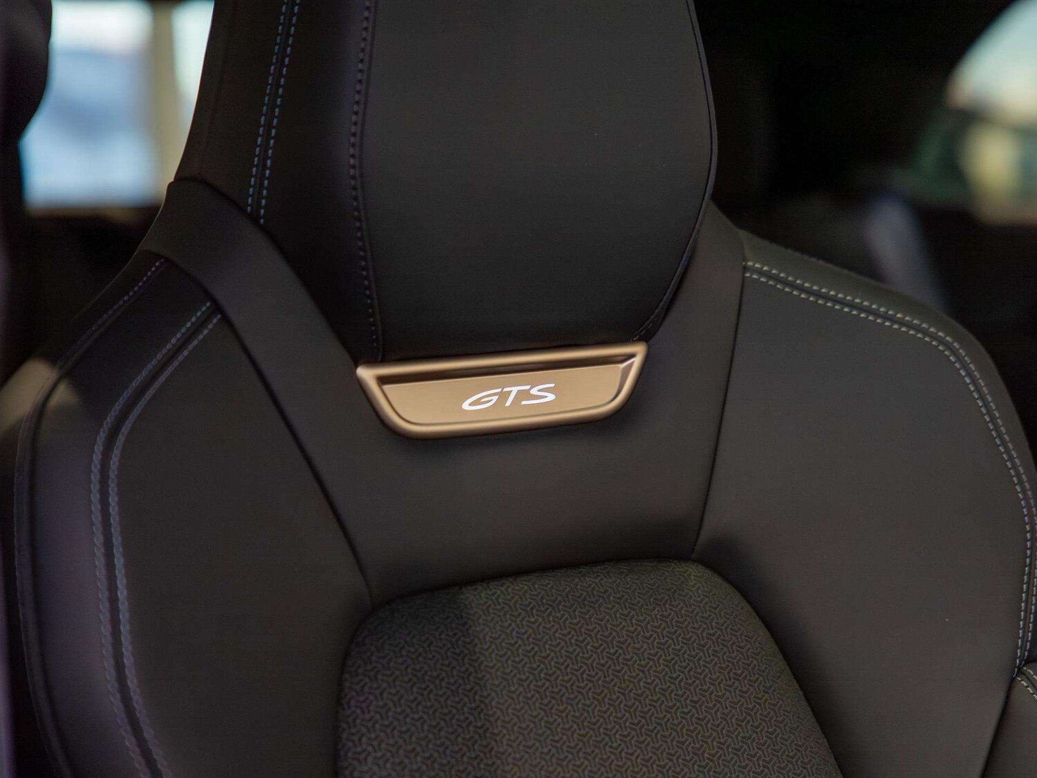 Used Porsche Macan 2026 for sale - 77527136: Photo 11