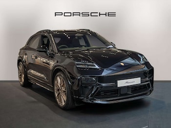 Used Porsche Macan 2026 for sale - 77527136: Photo