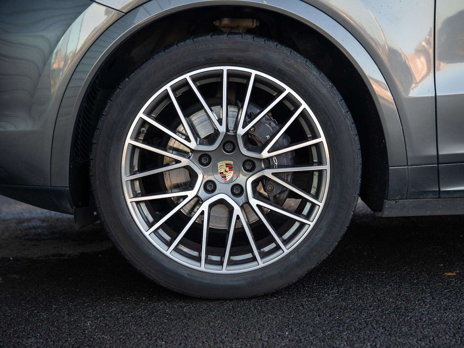 Used Porsche Cayenne 2023 for sale - 77018847: Photo 3