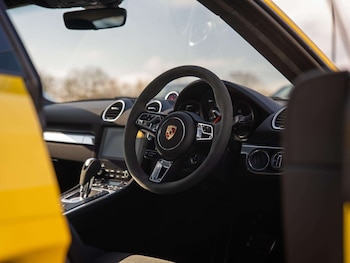 Used Porsche Cayman 2025 for sale - 78707319: Photo
