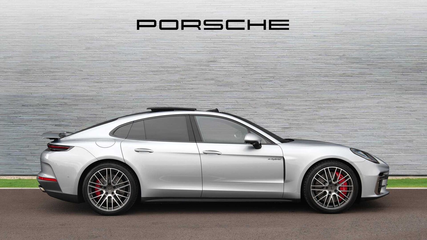 Used Porsche Panamera 2024 for sale - 75216880: Photo 5