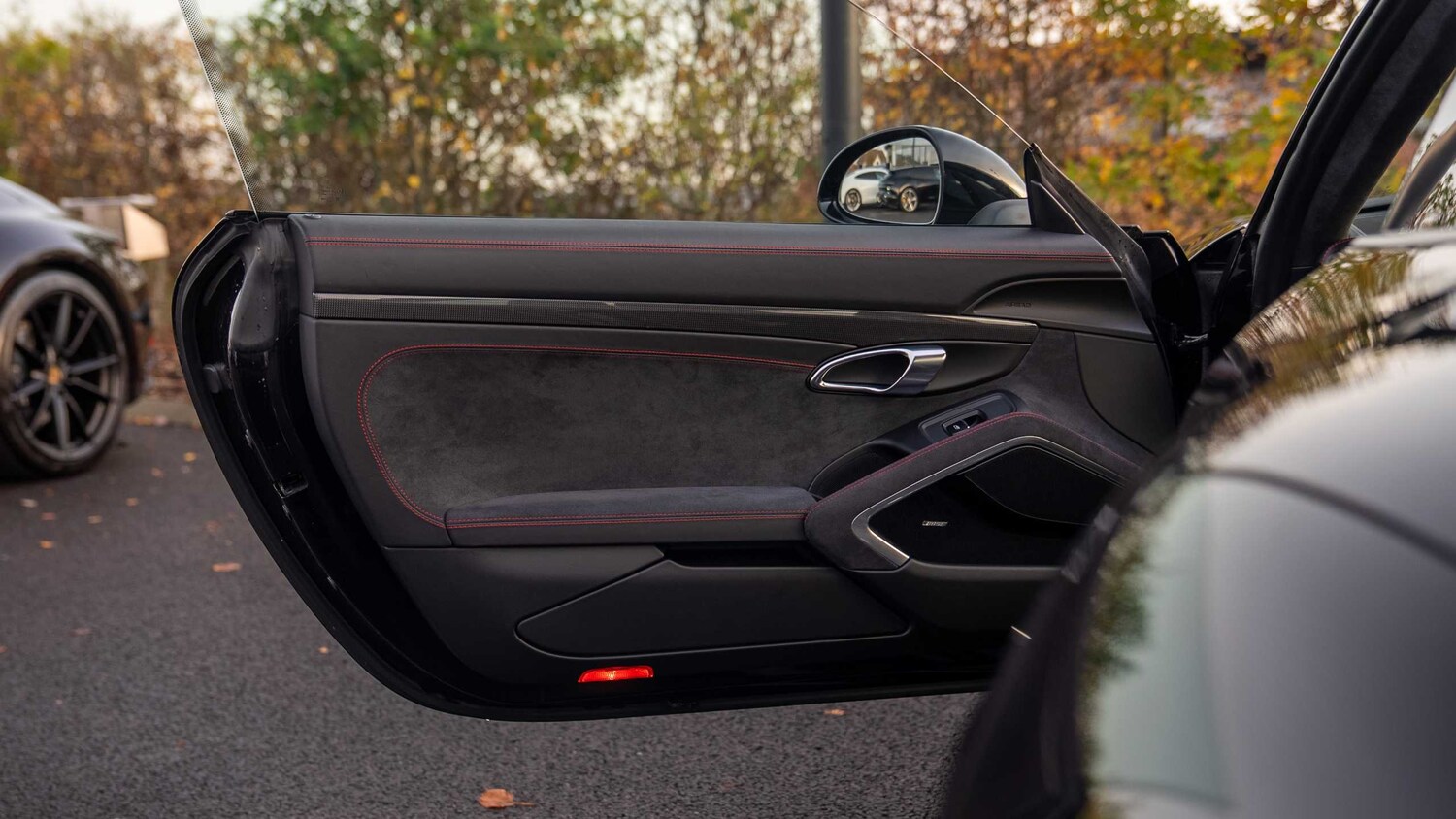 Used Porsche 911 2017 for sale - 76661921: Photo 31