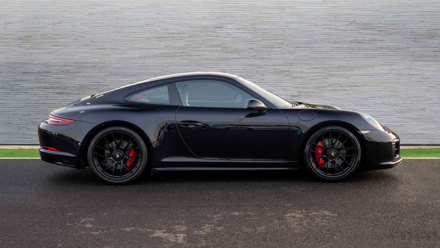 Used Porsche 911 2017 for sale - 76661921: Photo 5